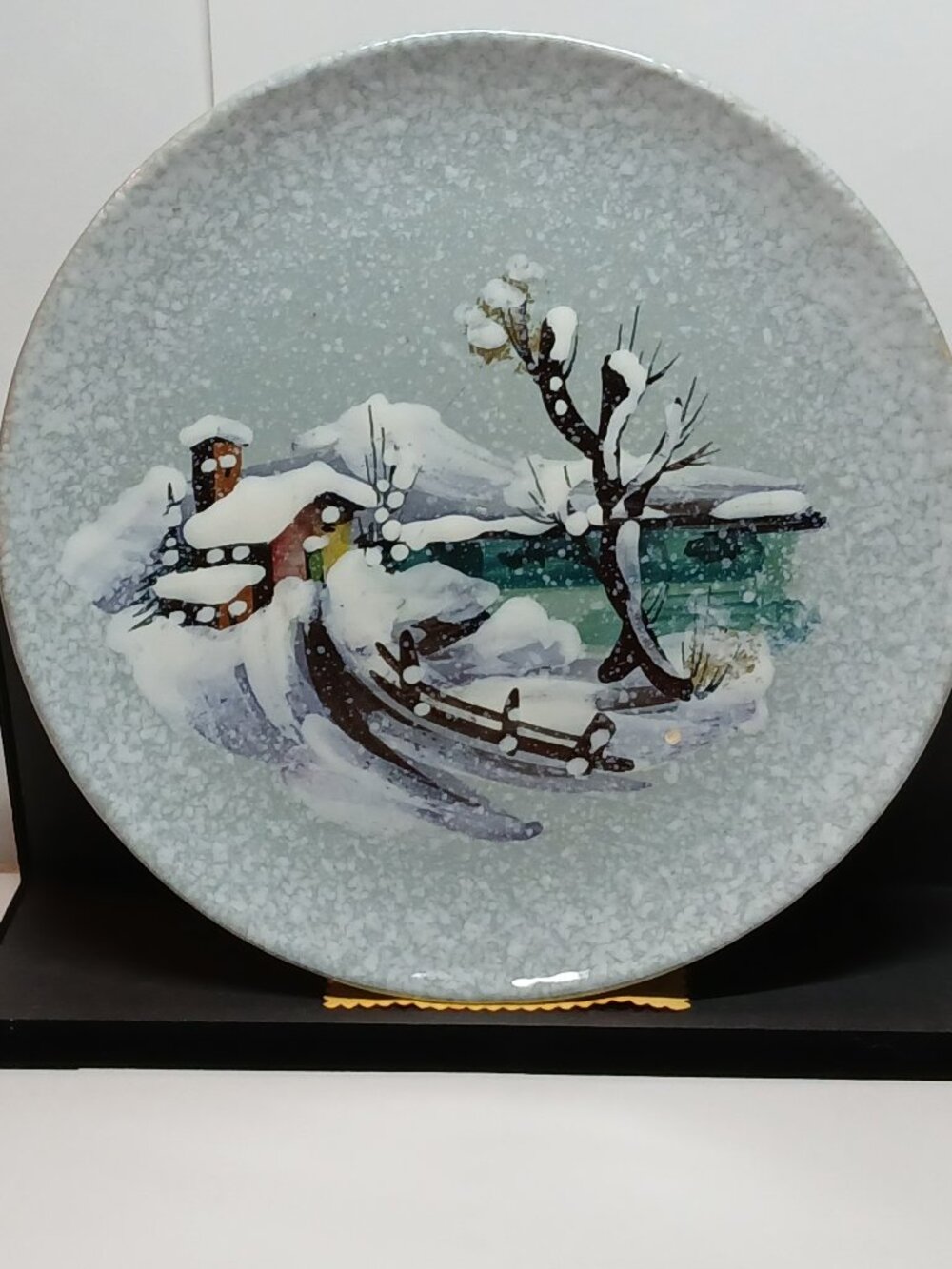 VINTAGE MID CENTURY Winter Landscape House Scene Painted in Italy Wall Plate
